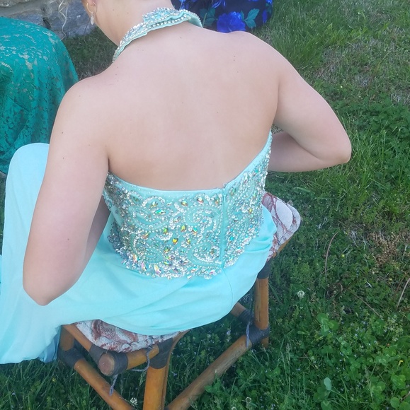 Prom dress - Picture 2 of 2